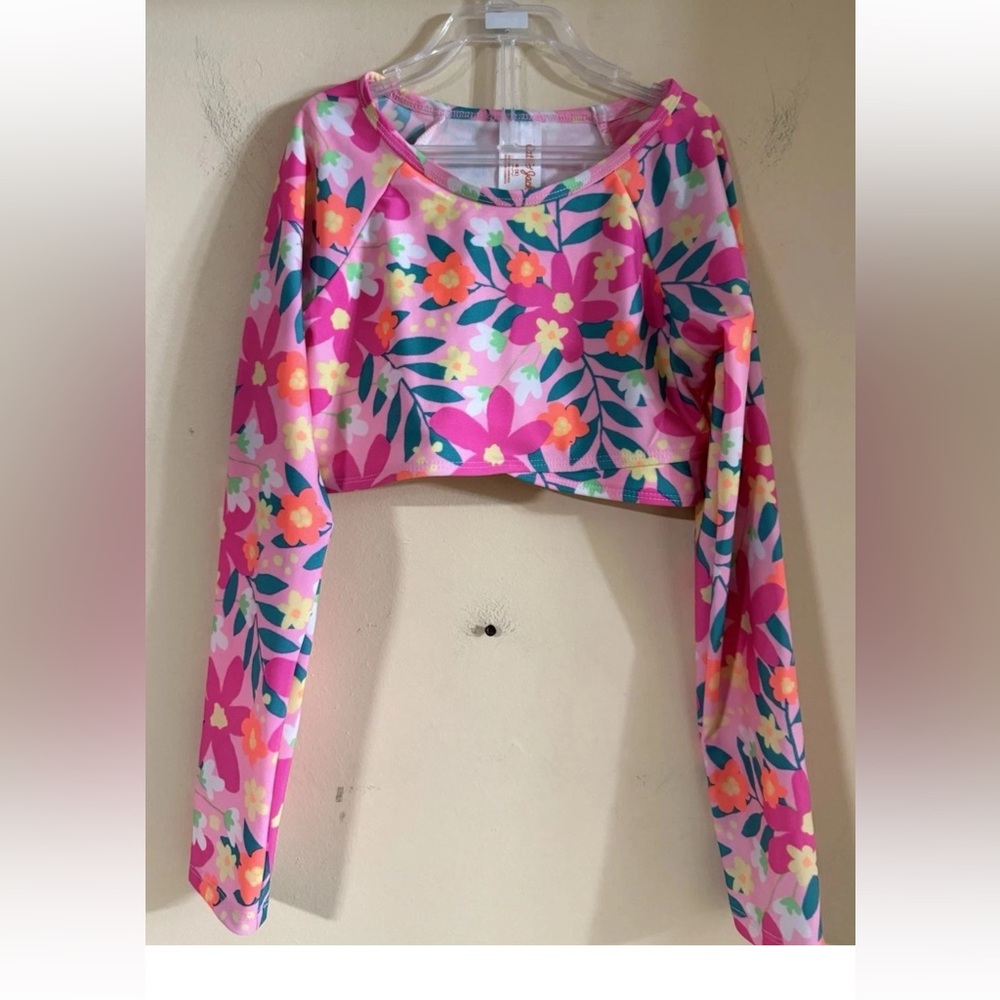 Cat & Jack Girls Size 8, Pink Floral Printed Long Sleeve Swim Suit Top New…24